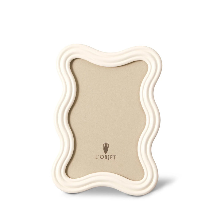 5 X 7 Ripple White Frame